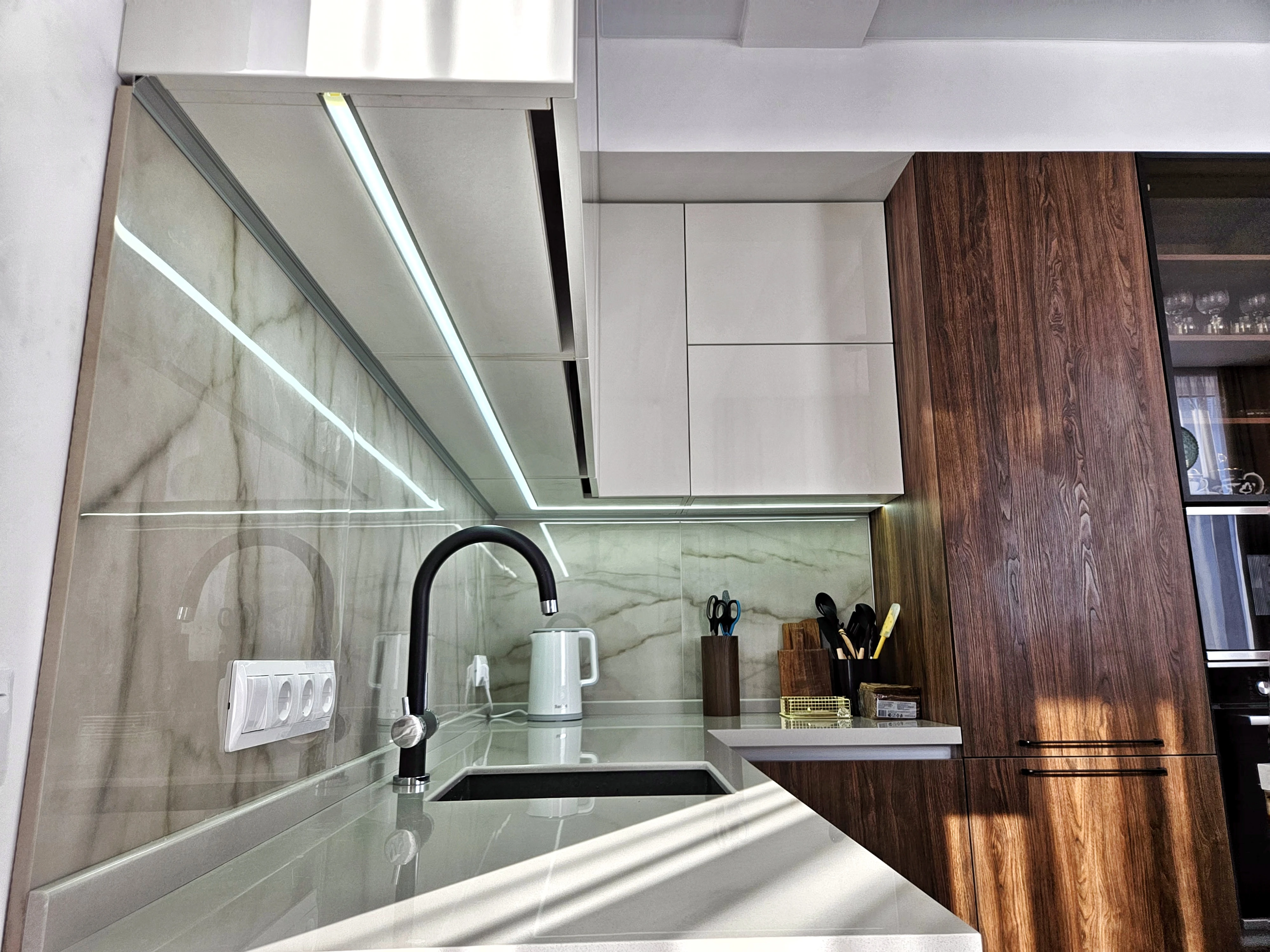 Кухня в стиле модерн