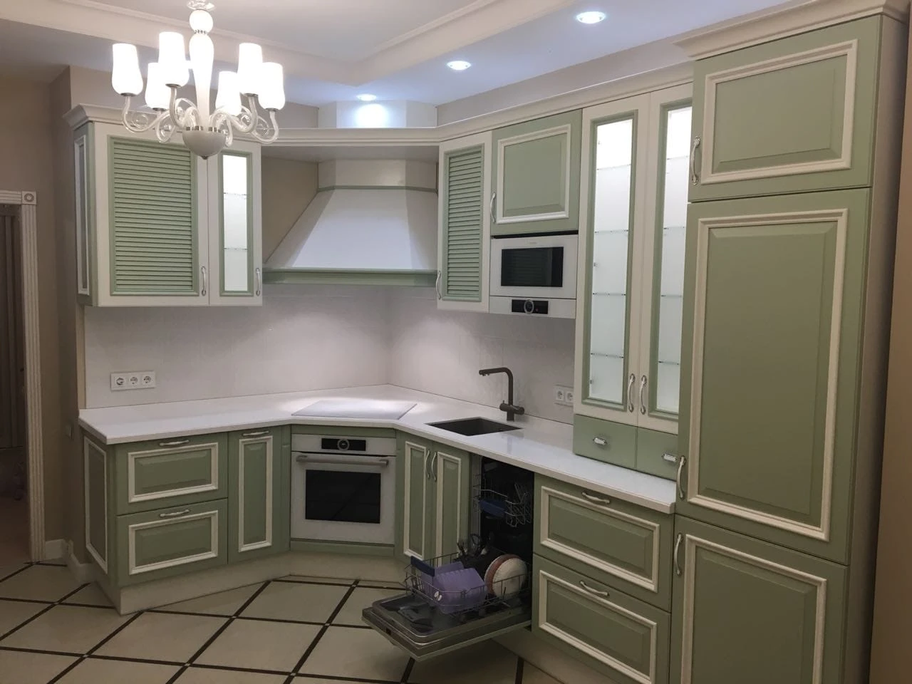 Уютная кухня Дерби