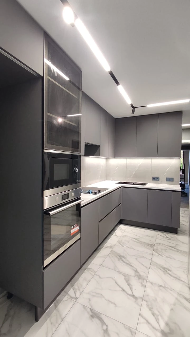 Кухня в современном стиле